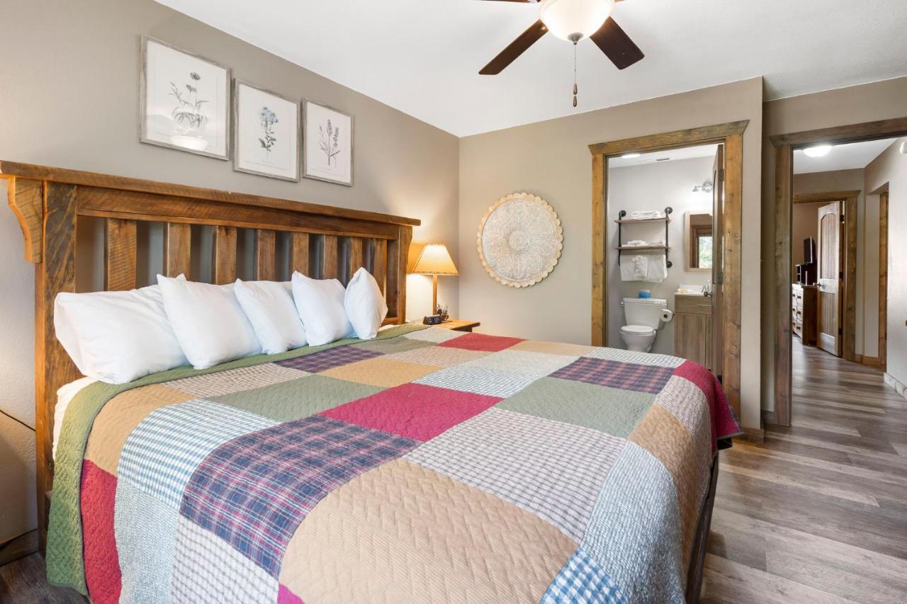 Table Rock Resorts At Indian Point Exteriör bild